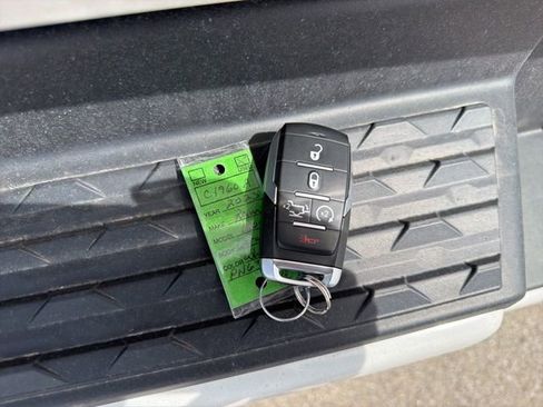 Used 2023 RAM 1500 Laramie AWD/4WD image 14