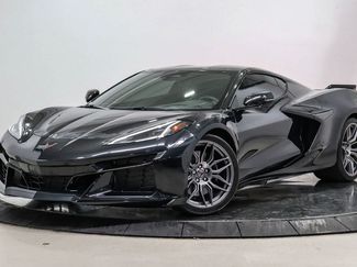 Used 2024 Chevrolet Corvette Z06 RWD video 1