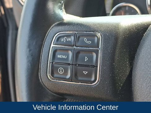 Used 2016 Jeep Wrangler Unlimited Sahara w/ Connectivity Group AWD/4WD image 7