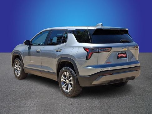 Used 2025 Chevrolet Equinox LT FWD image 6