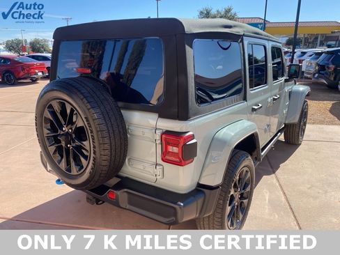 Used 2024 Jeep Wrangler Unlimited Sahara image 12