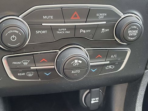 Certified 2022 Dodge Charger GT w/ Blacktop Package image 9