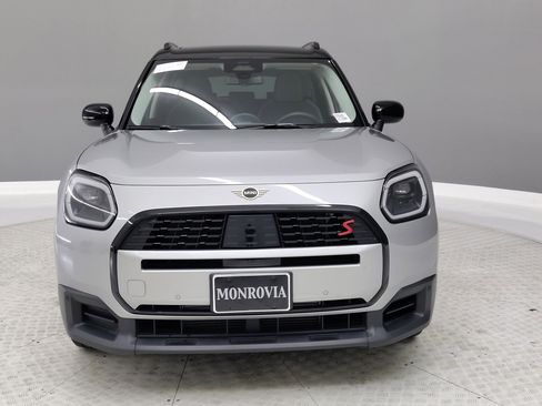 Used 2025 MINI Cooper Countryman S image 2