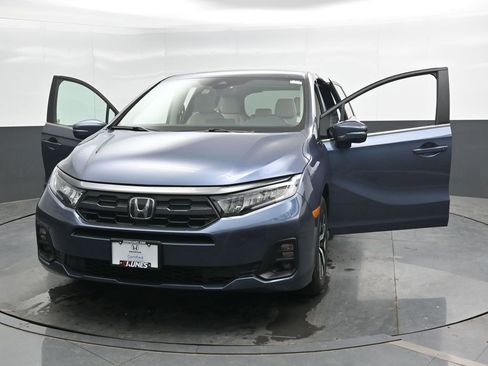 Used 2025 Honda Odyssey EX-L image 41
