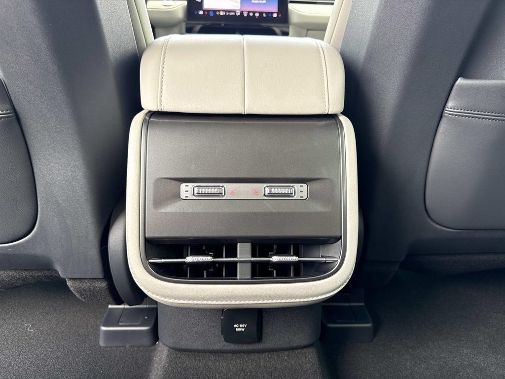 New 2026 Lincoln Nautilus Premier w/ Equipment Group 102A AWD/4WD image 16