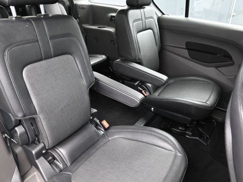 Used 2022 Ford Transit Connect XL image 26