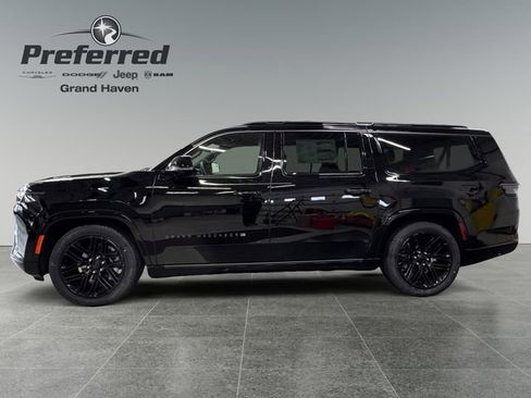 New 2026 Jeep Grand Wagoneer L Limited AWD/4WD image 9