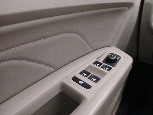 Used 2022 Volkswagen Atlas SE image 20