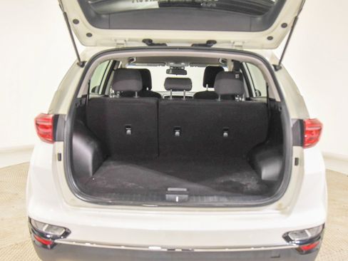 Used 2021 Kia Sportage LX image 14