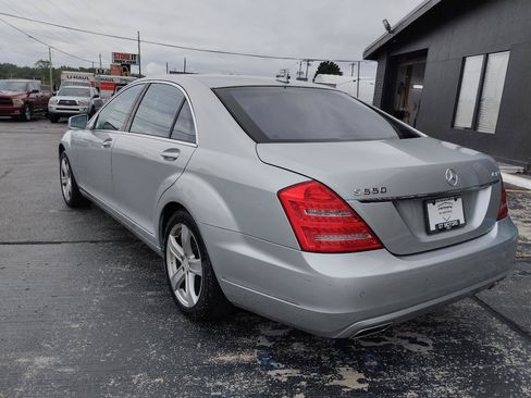 Used 2010 Mercedes-Benz S 550 4MATIC image 8
