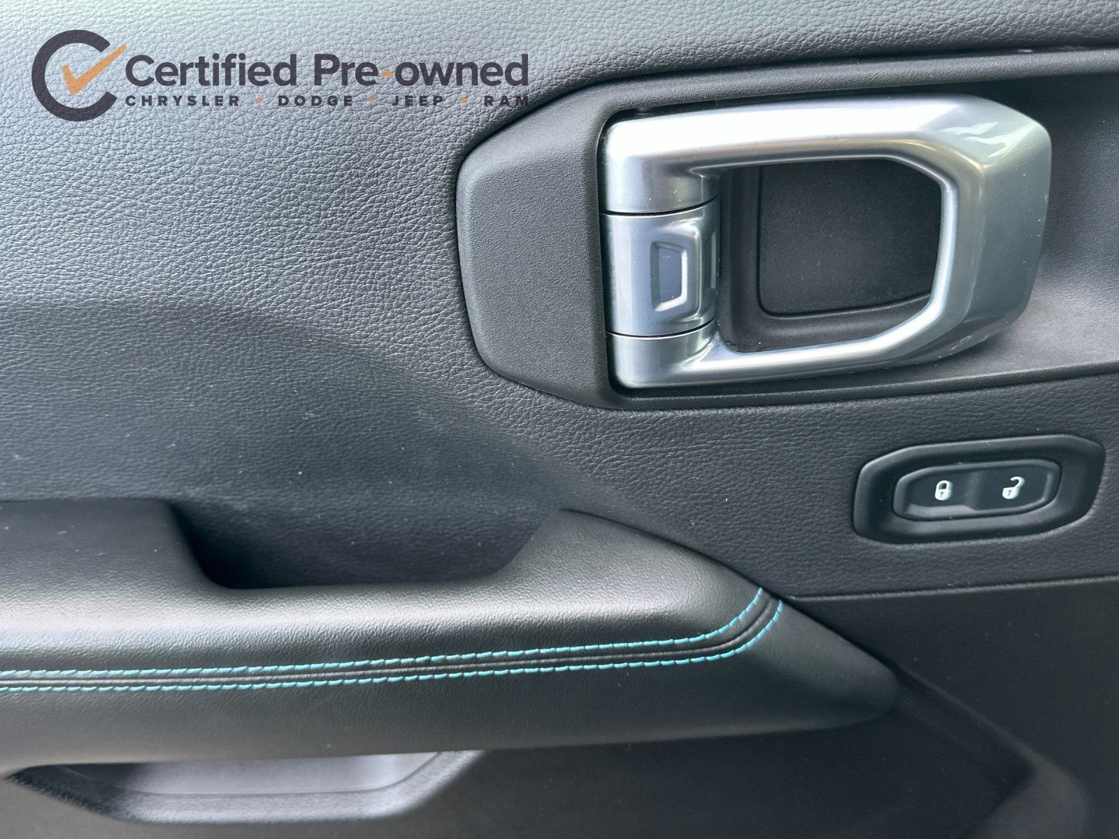 Used 2024 Jeep Wrangler High Altitude AWD/4WD image 12