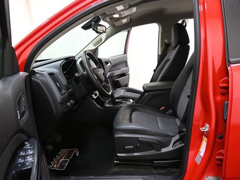 Used 2015 Chevrolet Colorado Z71 w/ LPO, Bed Protection Package image 6