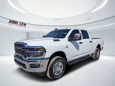 New 2026 RAM 2500 Tradesman AWD/4WD image 7