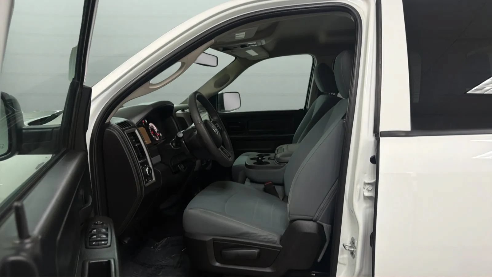 Used 2019 RAM 1500 Express w/ Express Value Package RWD image 20