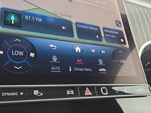 Used 2023 Mercedes-Benz GLC 300 4MATIC image 14