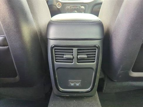 Used 2022 Dodge Charger R/T w/ Blacktop Package RWD image 20