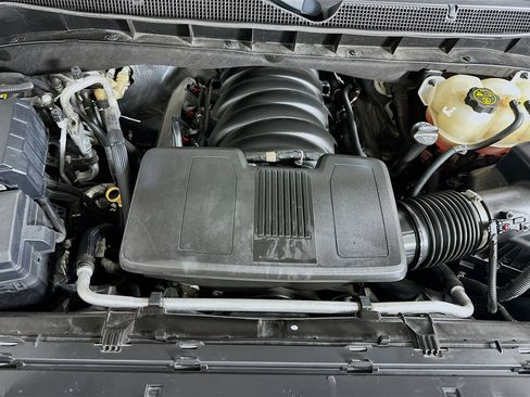 Used 2021 Chevrolet Suburban High Country image 38