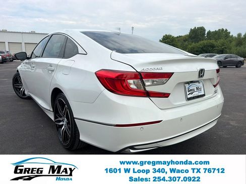 Used 2021 Honda Accord Touring image 6