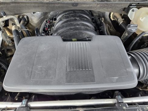 Used 2020 Chevrolet Silverado 1500 LT Trail Boss AWD/4WD image 30
