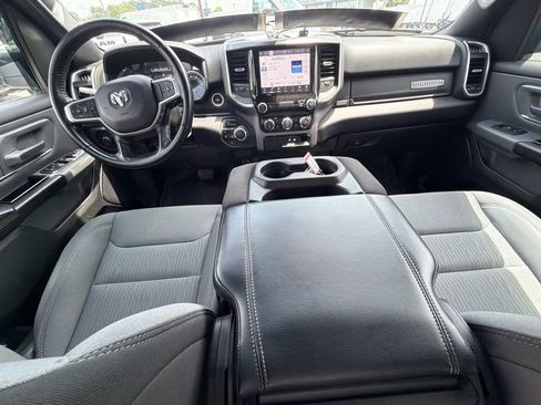 Used 2022 RAM 1500 Big Horn AWD/4WD image 17