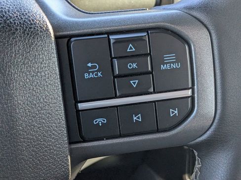 Used 2025 Ford F250 Lariat w/ Chrome Package image 22