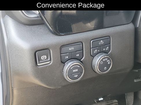 Certified 2024 Chevrolet Silverado 1500 LT image 9