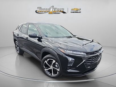 Used 2025 Chevrolet Trax RS w/ Sunroof Package