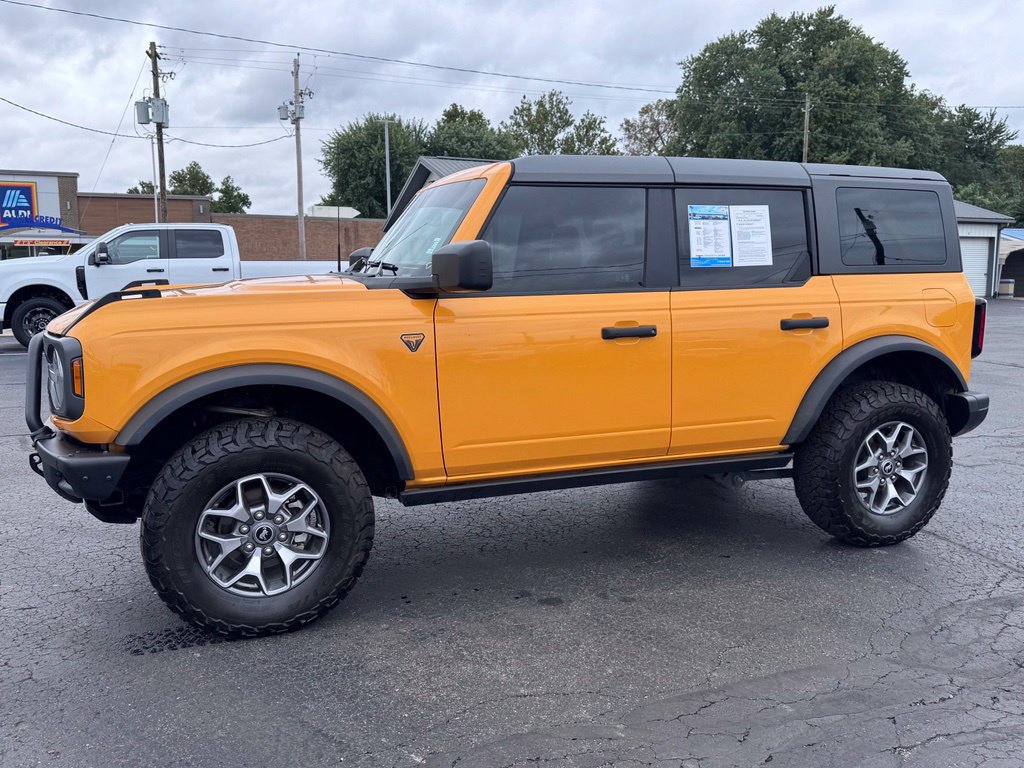 Used 2022 Ford Bronco Badlands AWD/4WD image 2