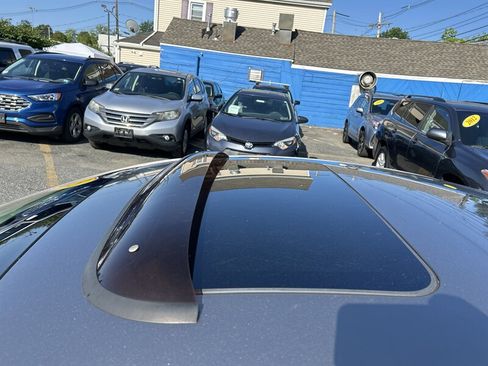 Used 2013 Hyundai Elantra Limited w/ Technology Pkg FWD image 8