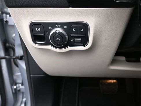 New 2026 Mercedes-Benz GLA 250 image 16