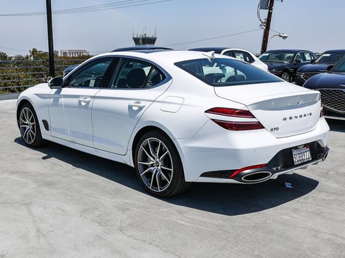 Used 2026 Genesis G70 2.5T Prestige RWD image 6