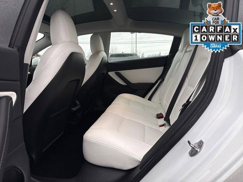 Used 2021 Tesla Model 3 Standard Range Plus image 27