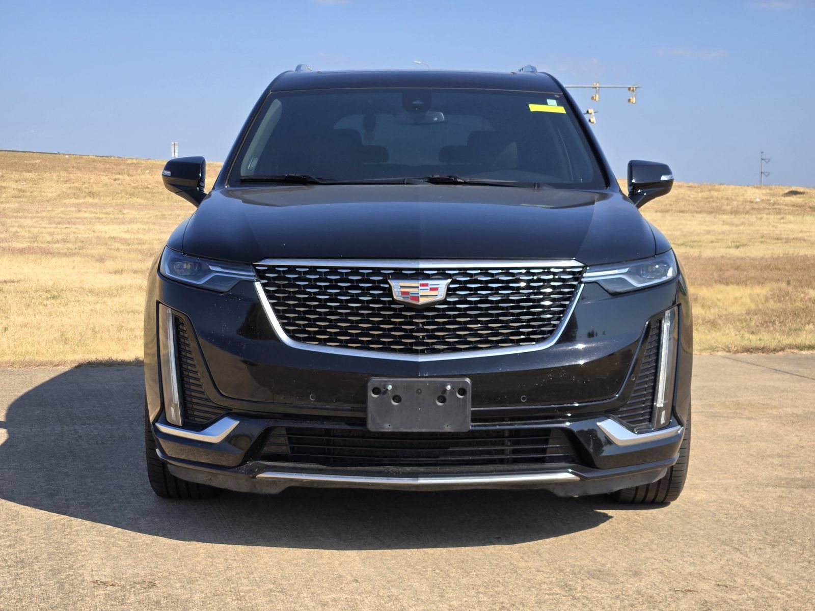 Used 2023 Cadillac XT6 Premium Luxury FWD image 6