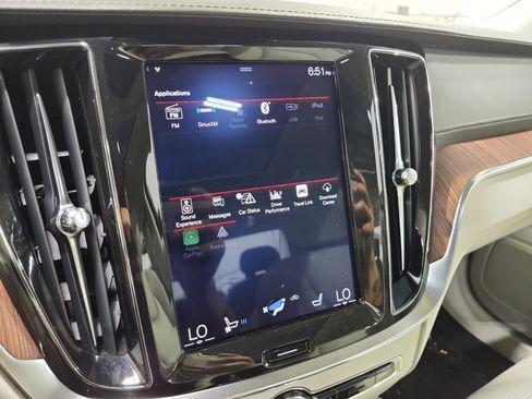 Used 2019 Volvo S60 T8 Inscription AWD/4WD image 22