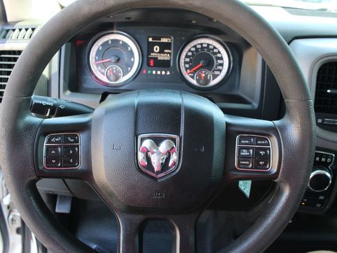Used 2021 RAM 1500 Tradesman w/ Chrome Appearance Group AWD/4WD image 12