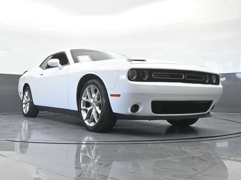 Used 2020 Dodge Challenger SXT w/ Plus Package RWD image 56