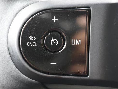 Used 2024 MINI Cooper SE w/ Signature Upholstery Package FWD image 14
