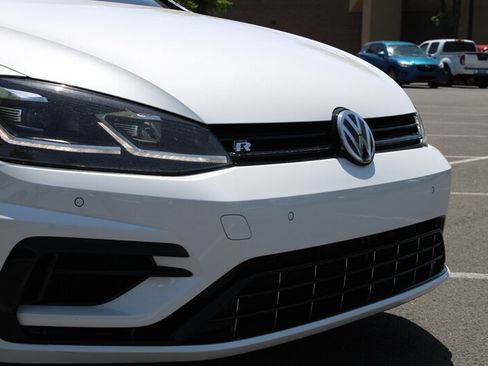 Used 2019 Volkswagen Golf R 4-Door AWD/4WD image 6