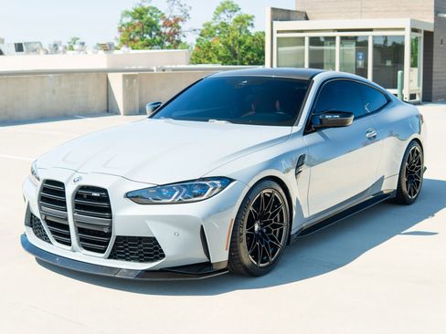 Used 2022 BMW M4 Coupe image 1