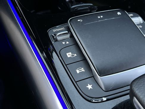 Certified 2022 Mercedes-Benz GLA 250 4MATIC image 31