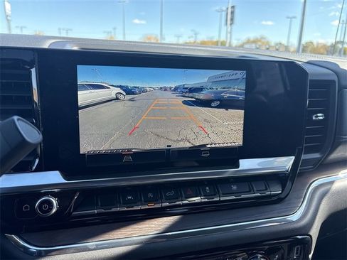 Certified 2023 GMC Sierra 1500 SLT image 15