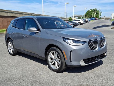 Certified 2025 BMW X3 xDrive30i w/ Premium Package AWD/4WD image 1