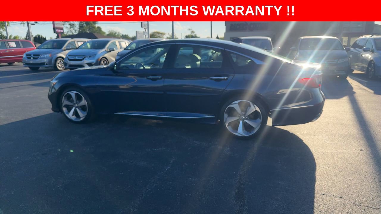 Used 2018 Honda Accord Touring image 5