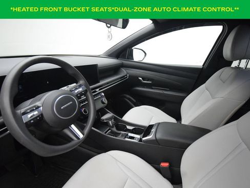 Used 2025 Hyundai Santa Cruz SEL AWD/4WD image 11