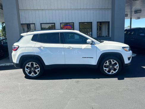 Used 2021 Jeep Compass Limited AWD/4WD image 29