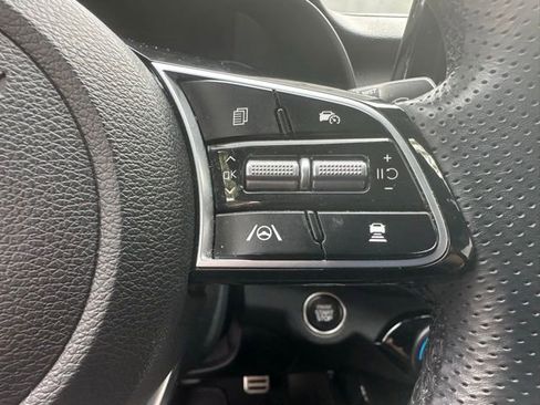 Used 2024 Kia Forte GT-Line FWD image 17