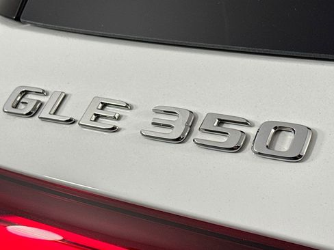 Certified 2025 Mercedes-Benz GLE 350 4MATIC image 9