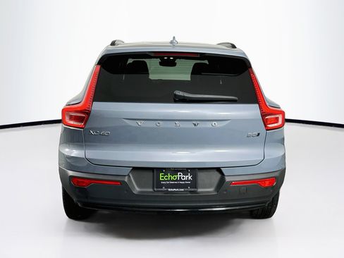 Used 2023 Volvo XC40 B5 Plus w/ Climate Package AWD/4WD image 7