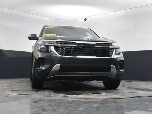 Used 2025 Kia Seltos S FWD image 44