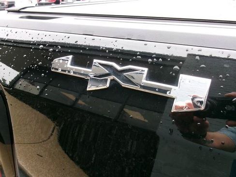 Used 2021 GMC Sierra 1500 Elevation w/ Preferred Package AWD/4WD image 30